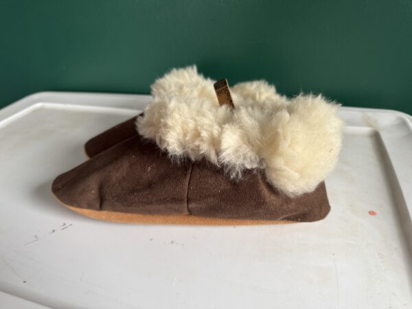 Alpaca Slippers - Image 3